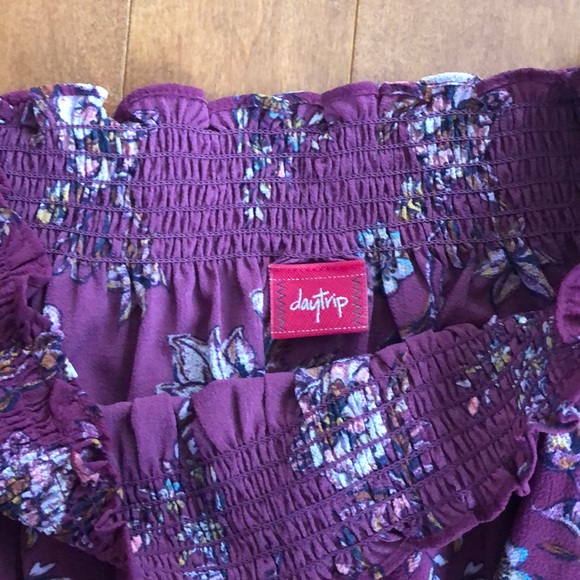 Adorable shoulder crop!! - Picture 2 of 2